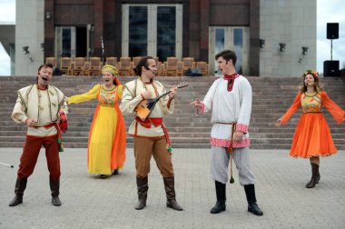  Prospekt Mira Moskova folklor topluluğu 