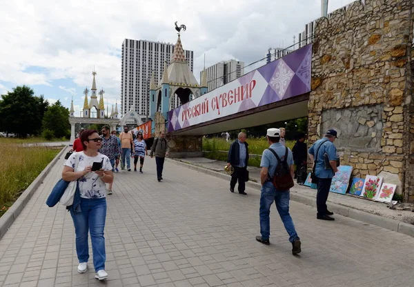 Vernissage no Kremlin Izmailovo em Moscou — Fotografia de Stock