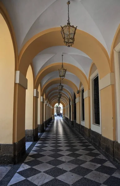 Fragment of a building in the ancient city of Cadiz — Stock Photo, Image