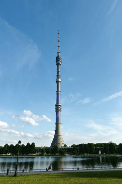  Ostankino Tv Kulesi ve Moskova'da Palace su birikintisi