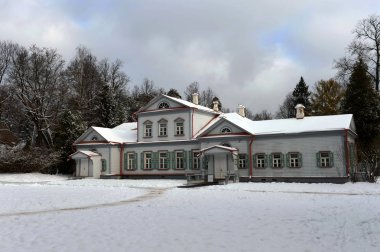  Ana manor house Müzesi-rezerv 