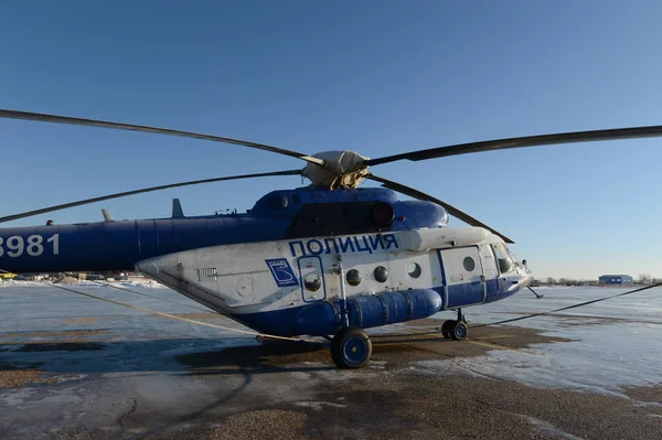 Moscú Rusia Noviembre 2016 Helicóptero Policial Amt Aeródromo Myachkovo — Foto de Stock