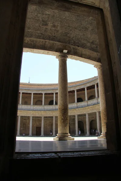 Det Palace av Karl V i Alhambra, Granada, Andalusien, Spanien — Stockfoto