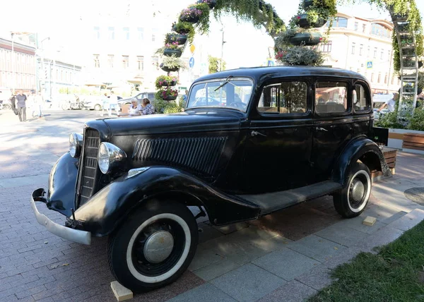 Moscow Russia August 2018 Old Car Bakery Strastnoy Boulevard Moscow — Stock Photo, Image