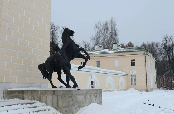 Moskva Ryssland Mars 2018 Skulptur Häst Tamers Musikalisk Paviljongen Equestrian — Stockfoto