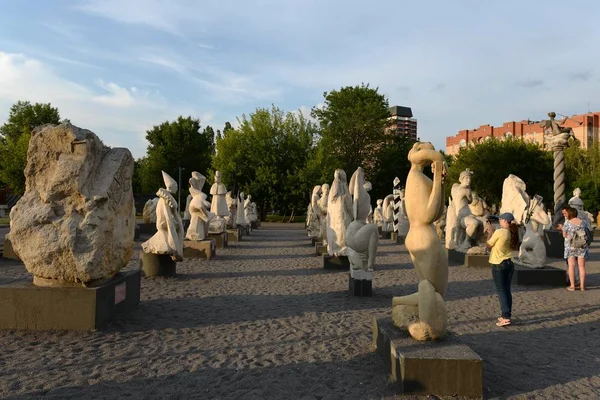 Moscú Rusia Junio 2018 Exposición Esculturas Aire Libre Parque Arte —  Fotos de Stock