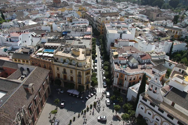 西班牙塞维利亚 2011年7月27日 从大教堂的高度看塞维利亚街 — 图库照片