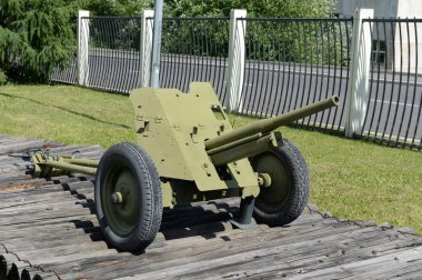 Moskova, Rusya - 20 Haziran 2018: 45 mm tabur tanksavar topu 53-K Müzesi 1937 tip Poklonnaya Hill Moskova'da askeri teçhizat 