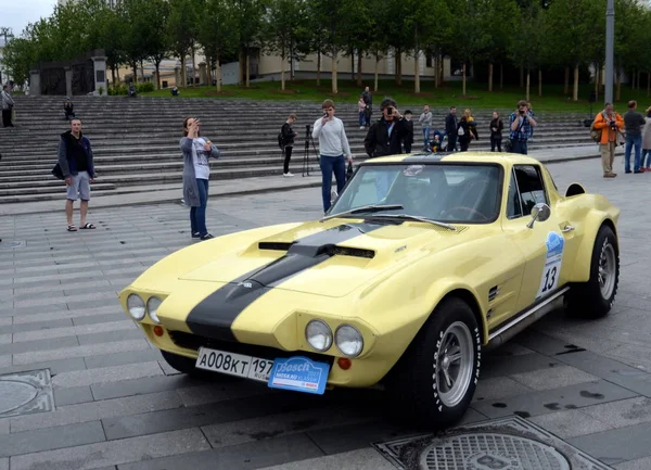 Moscú Rusia Junio 2017 Chevrolet Corvette 1967 Inicio Del Rally — Foto de Stock