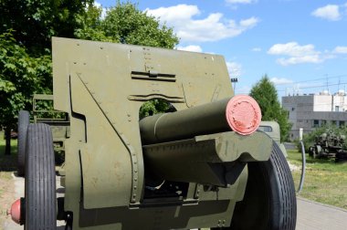  122-mm Sahra obüsü 1910-1930 yıl örnek Poklonnaya Hill, Moskova