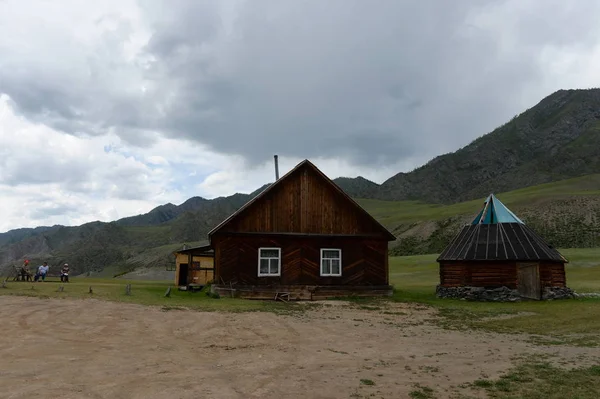 Kalbak ・ タシュ管、アルタイ山脈、シベリア、ロシア — ストック写真