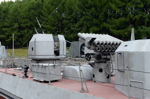 Артиллерия речной охраны вооружения бронированная "шмель" на Поклонной горе в Москве — стоковое фото