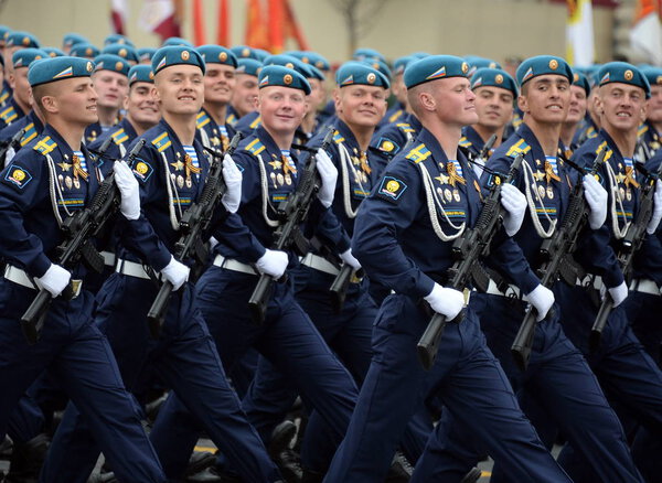   Soldiers Ryazan airborne command school. V. Margelova during the parade on red square in honor of Victory Day