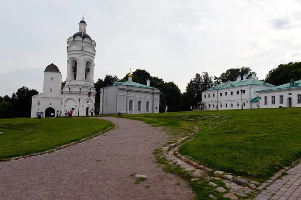 Arkitektonisk ensemble av tsar ' s Moscow Estate i Kolomenskoye — Stockfoto