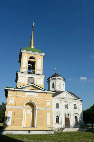 Igreja do Salvador na propriedade de Moscou "Kuskovo " — Fotografia de Stock