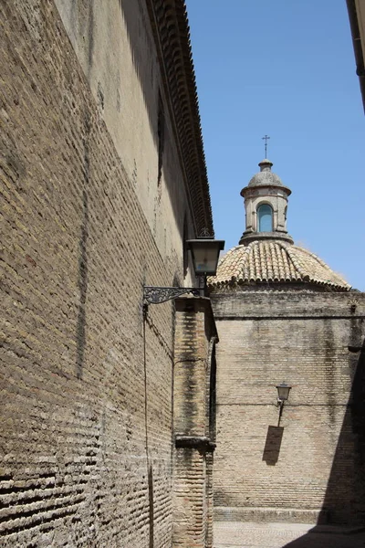 Antigua Iglesia de Sevilla Española — Foto de Stock