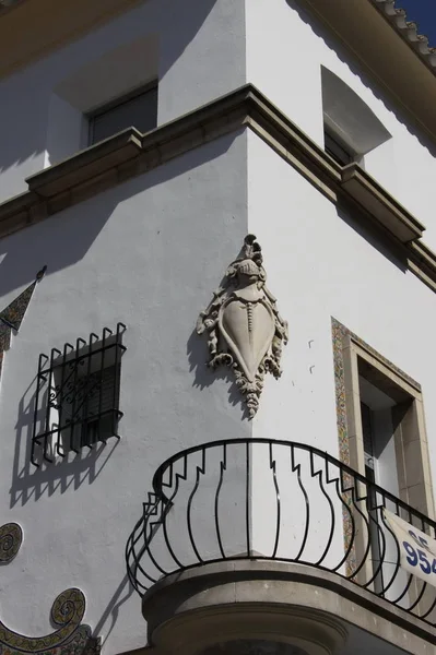Um fragmento da arquitetura da parte antiga de Sevilha — Fotografia de Stock