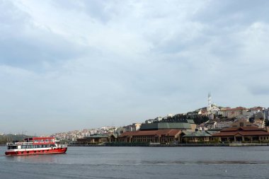 İSTANBUL, TURKEY - 4 Kasım 2019: Silahtaraga Caddesi 'nden Sutluje kentsel alanının görüntüsü