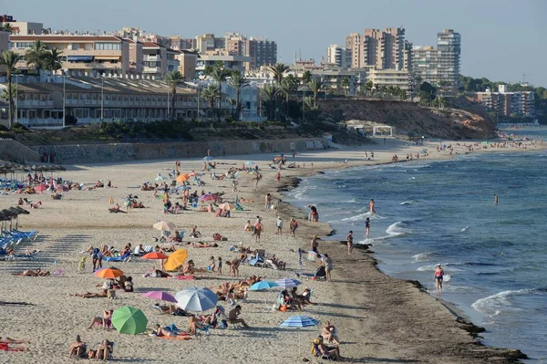 Pilar Horada Španělsko Září 2018 Lidé Relaxují Písečné Pláži Torre — Stock fotografie