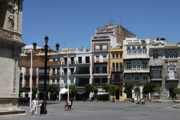 スペインのセビリア 2011年7月14日 セビリアのスペインの街の広場 — ストック写真