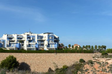 ORIHUELA, COSTA BLANCA, SPAIN - 23 Eylül 2018: Orihuela 'daki Costa Blanca' da ikamet yeri. İspanya