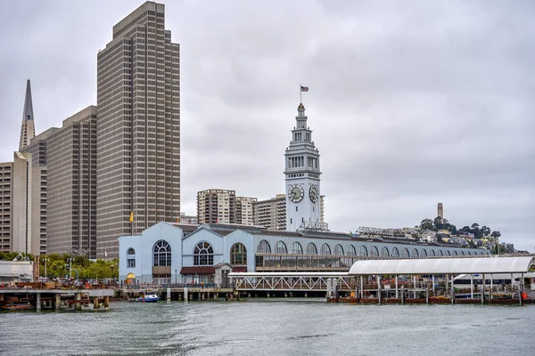 Görünümü Embarcadero Set Feribot Binası San Francisco Amerika Birleşik Devletleri — Stok fotoğraf