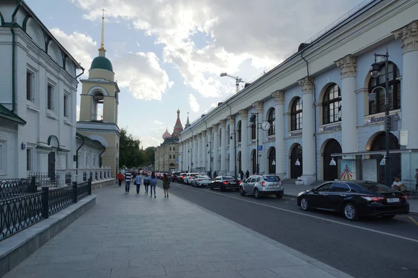 Moskova Rusya Haziran 2018 Varvarka Street Şehrin Merkezi Cadde Boyunca — Stok fotoğraf