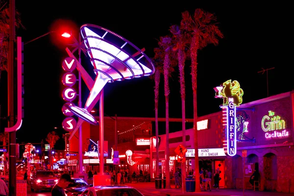 Las Vegas Nevada Usa May 2018 Neon Signs Bars Hotels — Stock Photo, Image