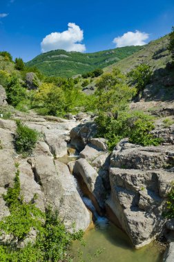 Dağ river gorge, Zelenogorye, Kırım Cumhuriyeti
