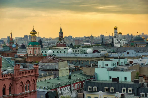 城市的概述从中央儿童世界的屋顶 莫斯科 俄罗斯 — 图库照片
