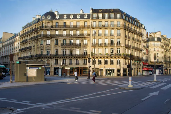 Paris Frankreich Mai 2018 Stadtarchitektur Tagesspaziergang Durch Die Historischen Straßen — Stockfoto