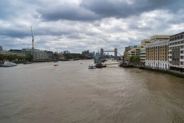 Londyn Września 2018 Widzenia Tamizy Tower Bridge Wojny Krążownik Belfast — Zdjęcie stockowe