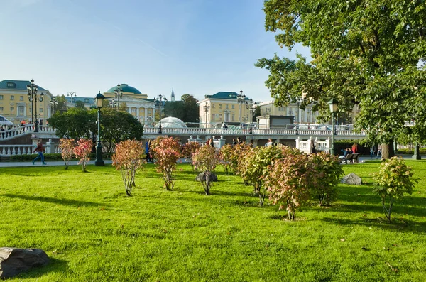 Moscow Russia September 2017 Alexander Garden Kremlin Alleys Walks Lawns — Stock Photo, Image