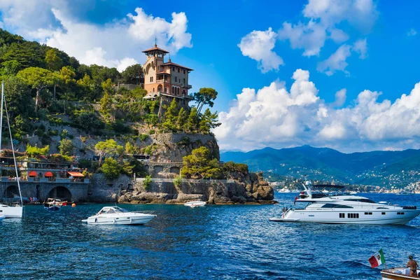 Portofino Włochy Sierpnia 2019 Port Portofino Jachty Łodzie Wodne Budynek — Zdjęcie stockowe