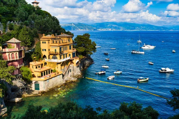 Portofino Włochy Sierpnia 2019 Hotele Klifie Piękny Port Portofino Jachty — Zdjęcie stockowe