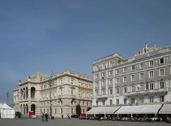 Tér Közelében Városháza Palazzo Del Municipio Trieszt Olaszország — Stock Fotó