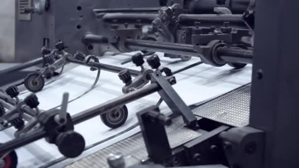 Press typography apparatus — Stock Video