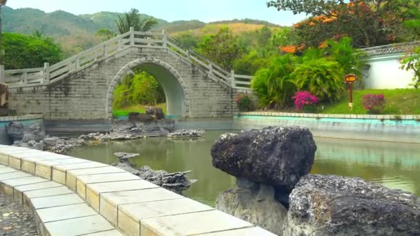 Όμορφο πάρκο στη Σανγιά, Κίνα — Αρχείο Βίντεο