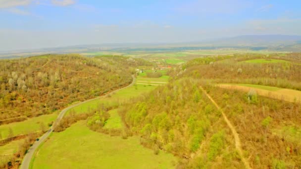 Widok z powietrza na krajobraz wiejski — Wideo stockowe