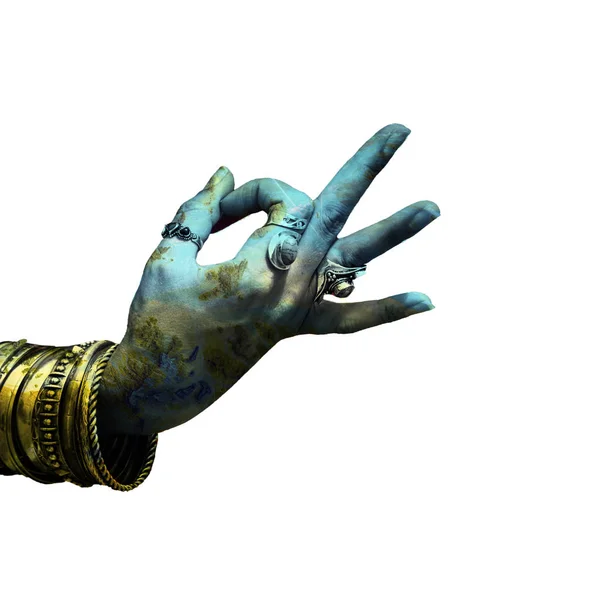 Nő kéz a jóga szimbolikus gesztus mudrában sok karkötő és r — Stock Fotó