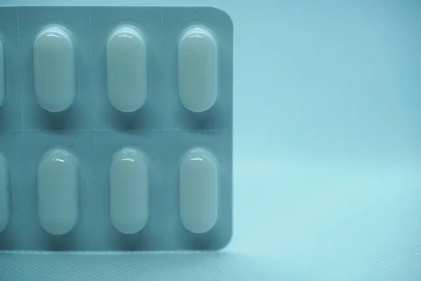 Таблетки Капсулы Драже Являются Наиболее Распространенной Твердой Лекарственной Формой — стоковое фото