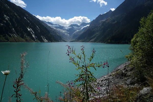 Alto Serbatoio Situato Austria Con Montagne Sullo Sfondo — Foto Stock