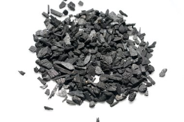 Güzel kokulu harz genellikle reçine haliyle sunulmaktadır ve mükemmel füme.