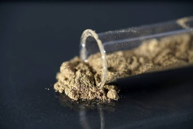                                Lezzetli balık ve et sigara için tütsü ile kase tütsü 