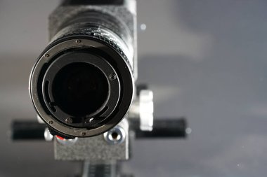 Makro fotoğrafçılık ve photomicrography, bir körük çok yararlı ve neredeyse vazgeçilmez cihazdır