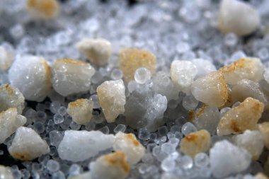 Son derece genişlemiş, makro lens ile çeşitli şekillerde tuz bu neredeyse mikro fotoğrafları