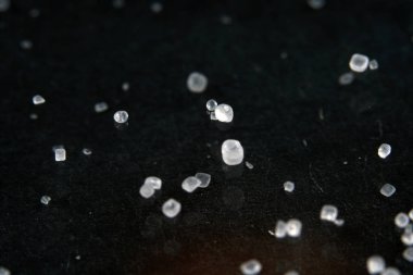 Son derece genişlemiş, makro lens ile çeşitli şekillerde tuz bu neredeyse mikro fotoğrafları