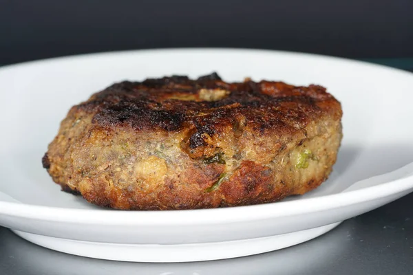 Deliciosas Albóndigas Fritas Crujientes Marrones Servidas Calientes —  Fotos de Stock