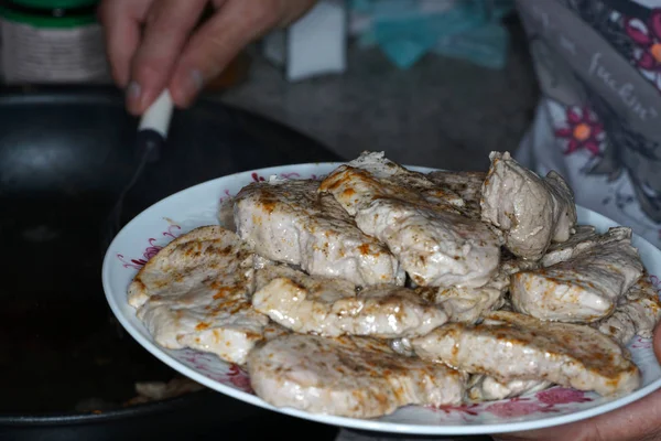 Filet Porc Coupé Médaillons Sauté Des Deux Côtés Dans Casserole — Photo