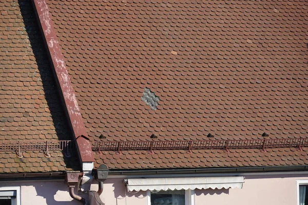 Dachziegel Aus Gebranntem Lehm Sind Auf Deutschen Dächern Besonders Schön — Stockfoto